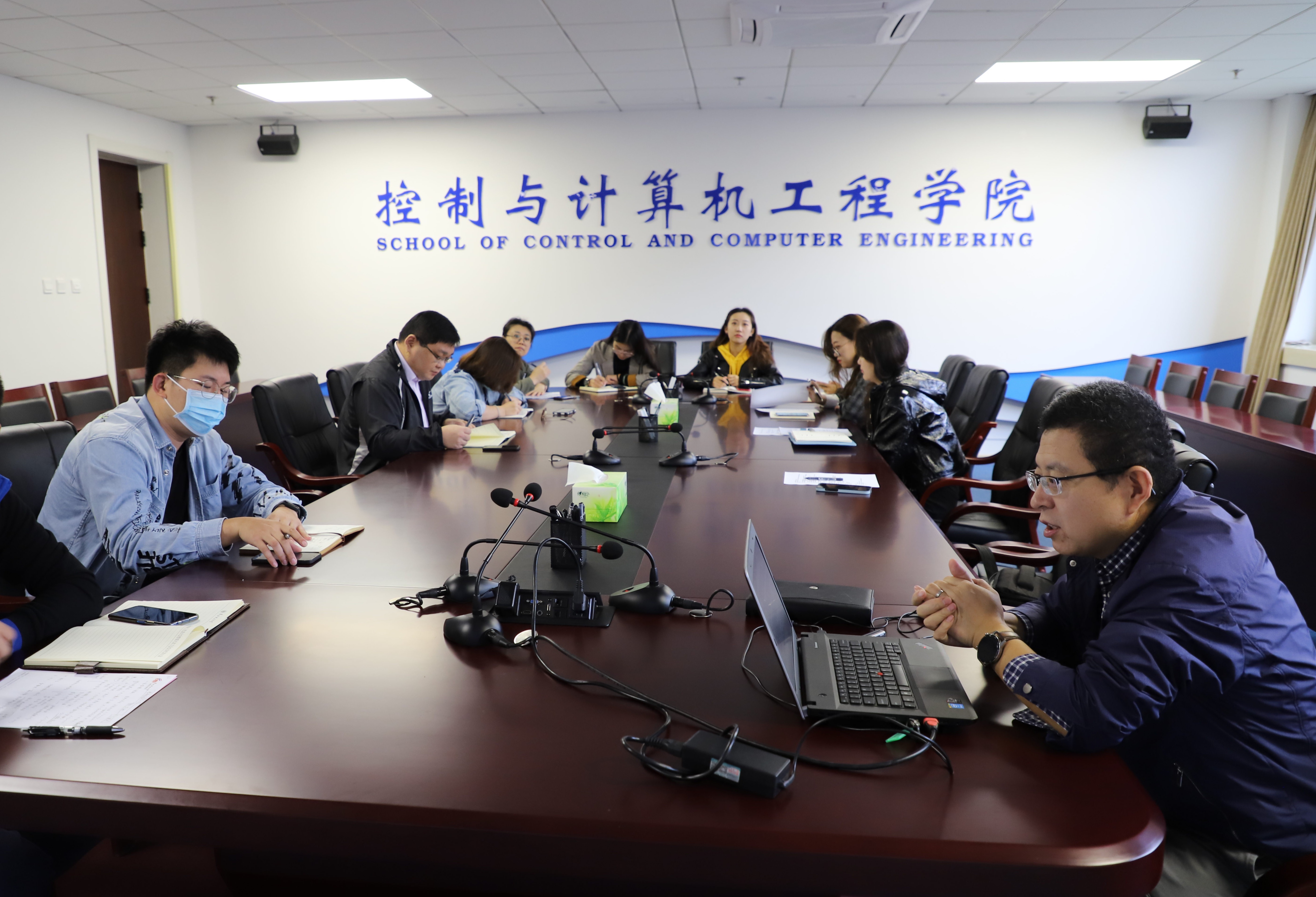 a372da73b99349f8a2a8297e268be09f.jpg a372da73b99349f8a2a8297e268be09f.jpg